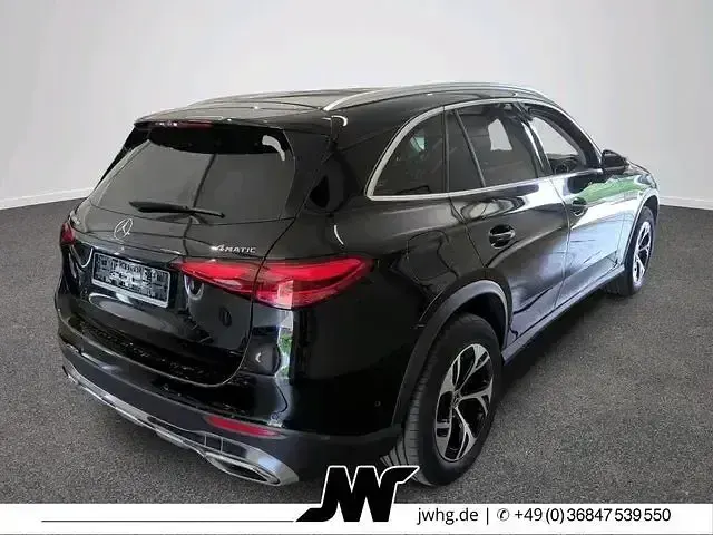 Gebraucht Mercedes GLC300de 333 PS (244 kW) 2023 Schwarz SUV