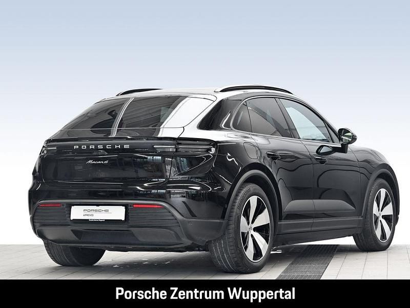 Gebraucht Porsche Macan 300 kW (408 PS) 2024 Schwarz SUV