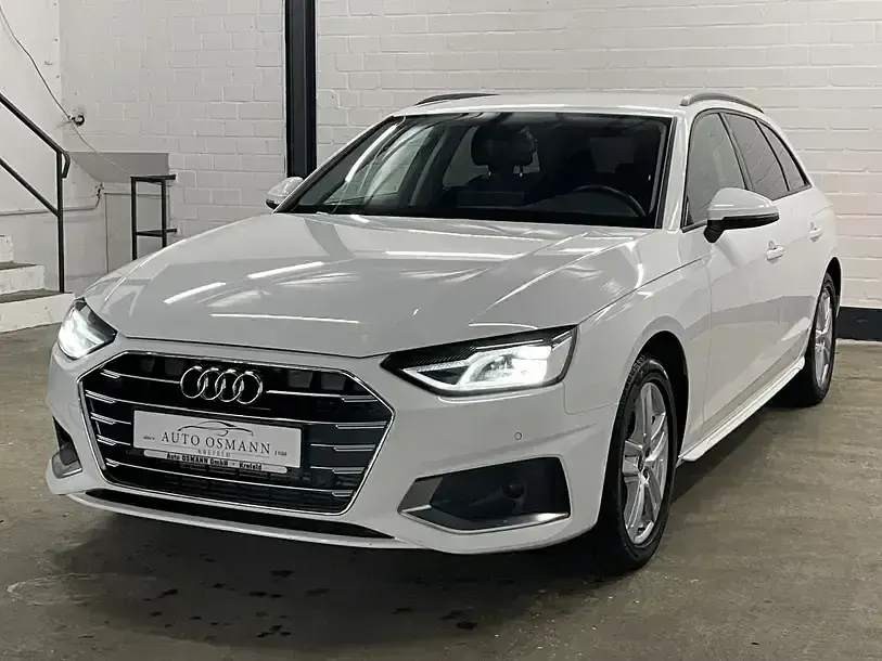 Gebraucht Audi A4 Advanced Plus 204 PS (150 kW) 2022 Weiß Kombi