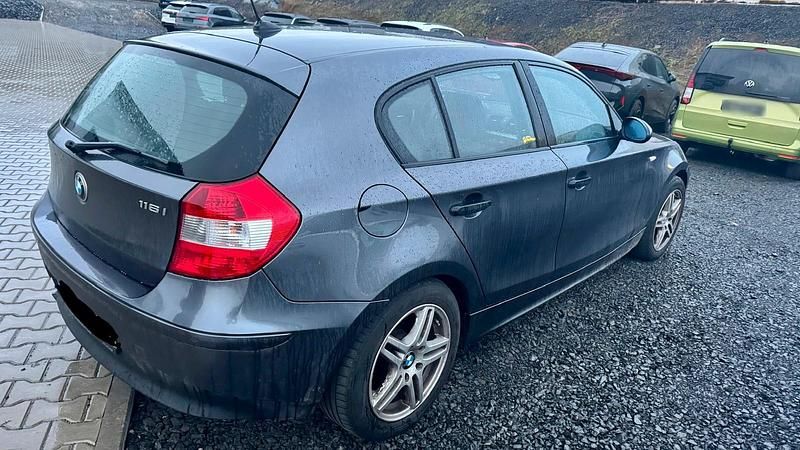 Gebraucht BMW 116 116 PS (85 kW) 2007 Grau Kleinwagen