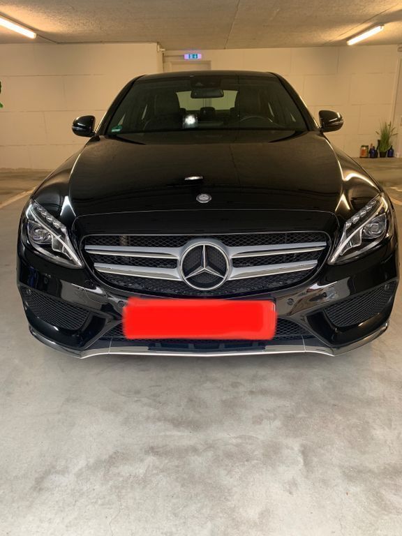 Schwarz Gebraucht 2016 Mercedes C180 Edition Limousine | 22.999 € (Etwas zu teuer) - Bild 1/4