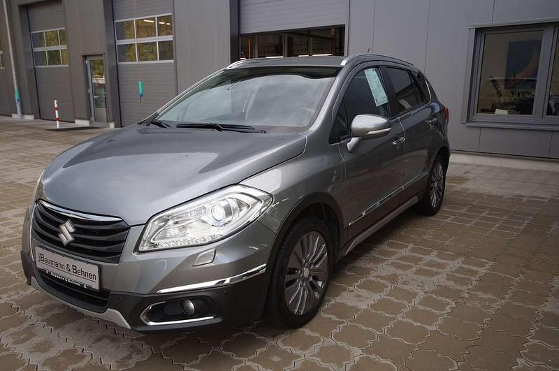 Galactic gray Gebraucht 2014 Suzuki SX4 S-Cross Comfort+ SUV | 8.470 € (Guter Preis) - Bild 1/4