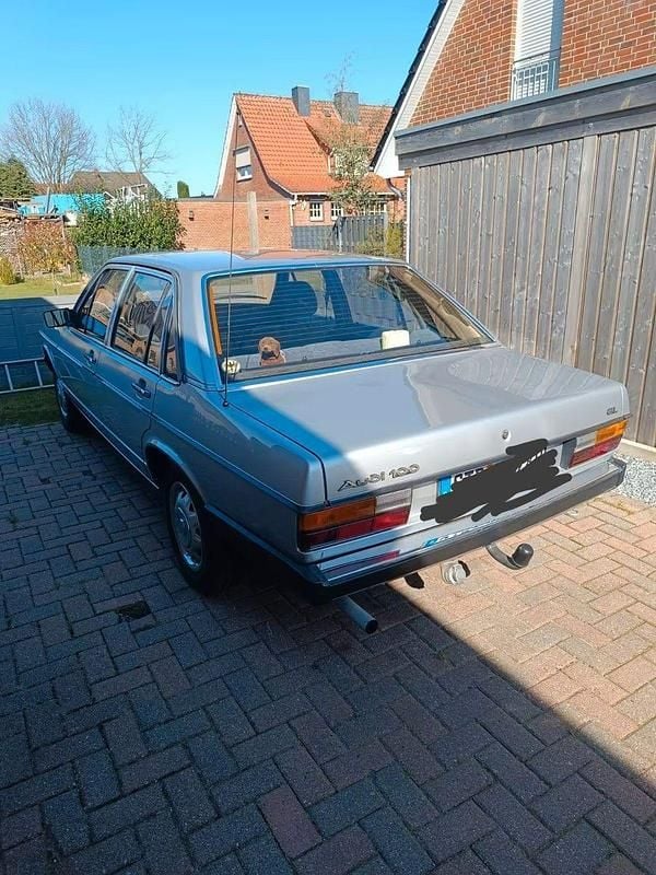 Usata Audi 100 86 CV (63 kW) 1978 Argento Berlina