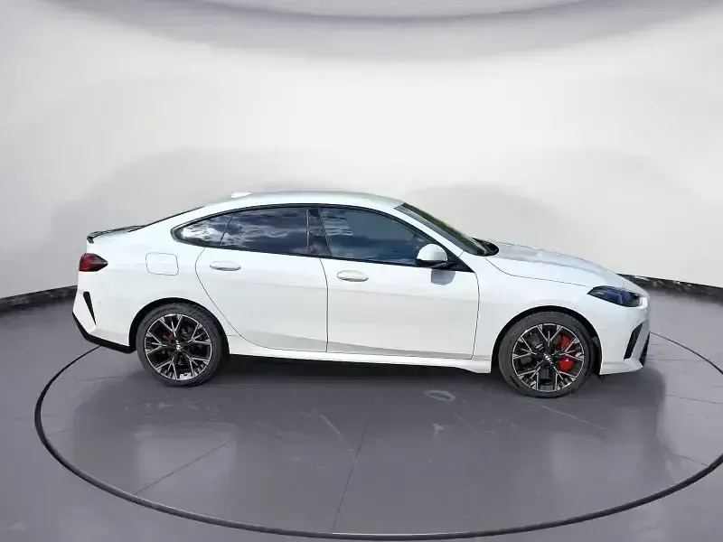 Gebraucht BMW 223 M Sport 218 PS (160 kW) 2025 Weiß Coupé