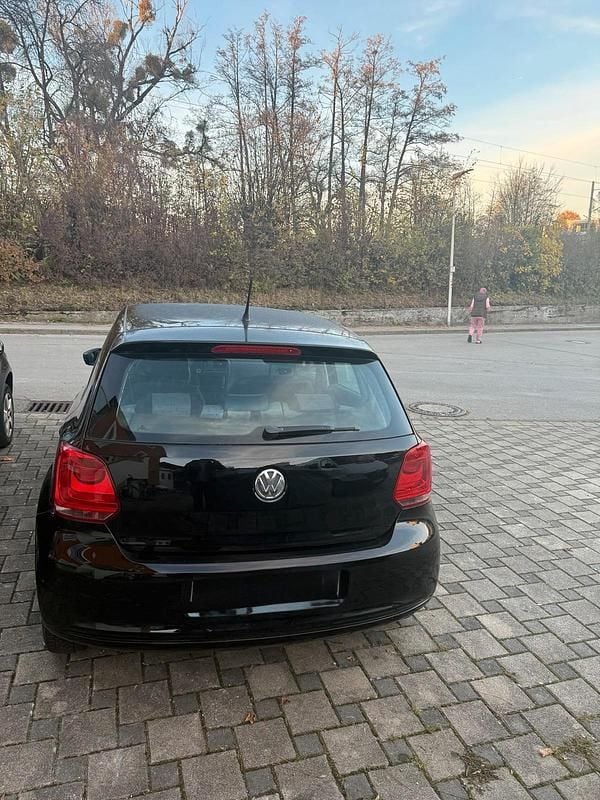 Gebraucht VW Polo 90 PS (66 kW) 2012 Schwarz Kleinwagen