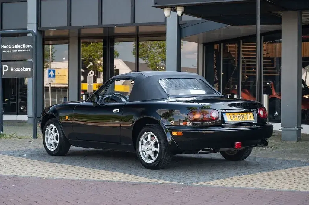Gebraucht Mazda MX5 131 PS (96 kW) 1995 Schwarz Cabrio