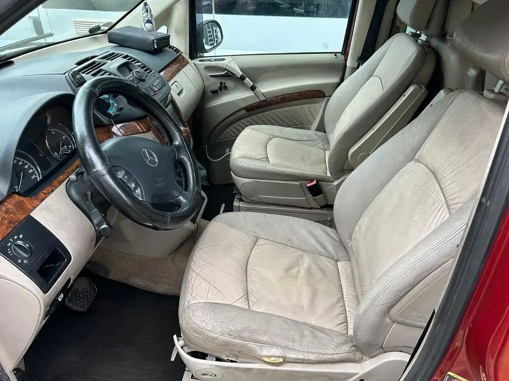 Gebraucht Mercedes Viano 150 PS (110 kW) 2005 Violett Van / Kleinbus