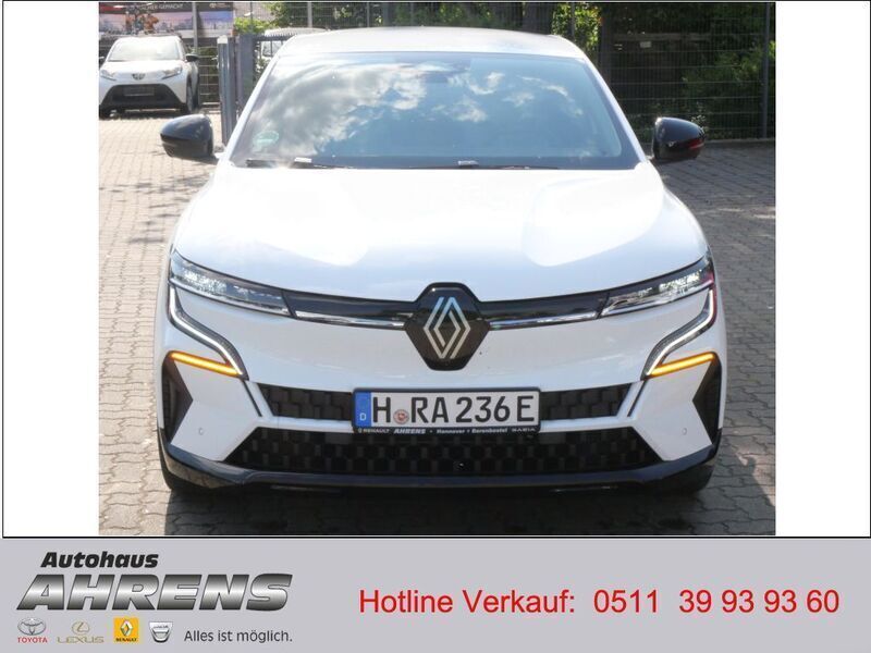 Unbekannt Gebraucht 2022 Renault Mégane Techno Limousine | 39.900 € - Bild 1/4