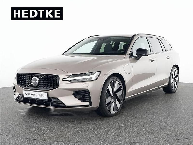 Braun Gebraucht 2024 Volvo V60 Plus Kombi | 39.990 € (Guter Preis) - Bild 1/4