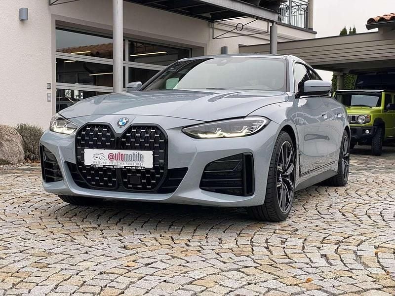 Brooklyn grau Gebraucht 2022 BMW 430 M Sport Coupé | 35.950 € (Superpreis) - Bild 1/4