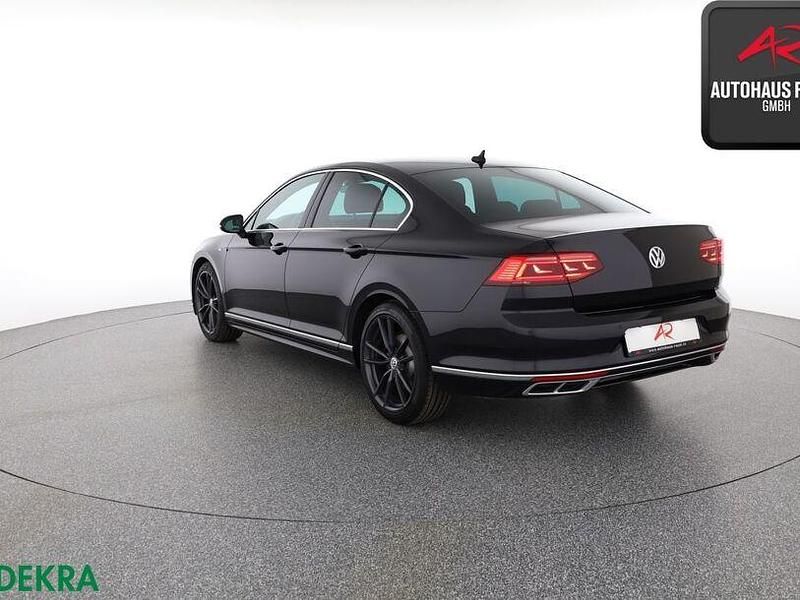 Gebraucht VW Passat R-line 190 PS (139 kW) 2020 Deep black Limousine