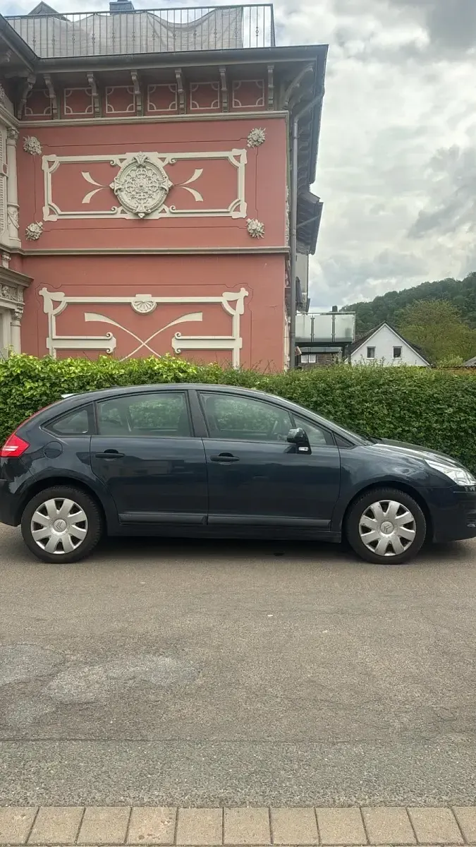 Gebraucht Citroën C4 120 PS (88 kW) 2009 Blau Limousine