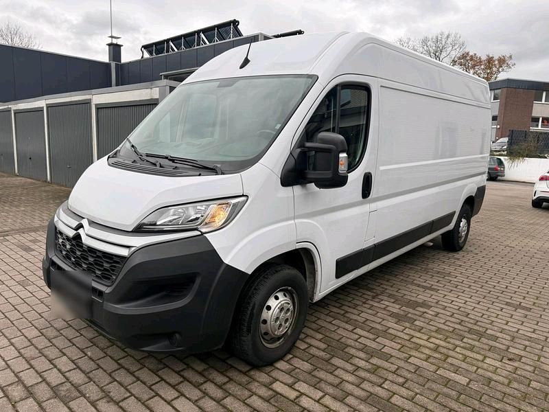 Weiß Gebraucht 2022 Citroën Jumper Van / Kleinbus | 18.500 € (Superpreis) - Bild 1/4