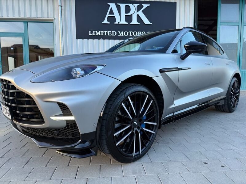 Grau Gebraucht 2022 Aston Martin DBX 707 SUV | 169.000 € (Superpreis) - Bild 1/4