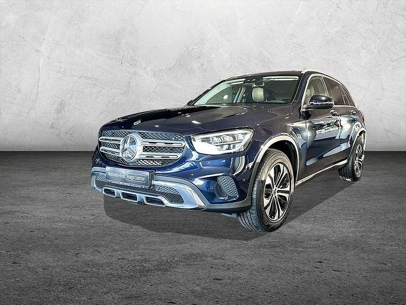 Gebraucht Mercedes GLC300e Exclusive 306 PS (225 kW) 2021 Blau SUV