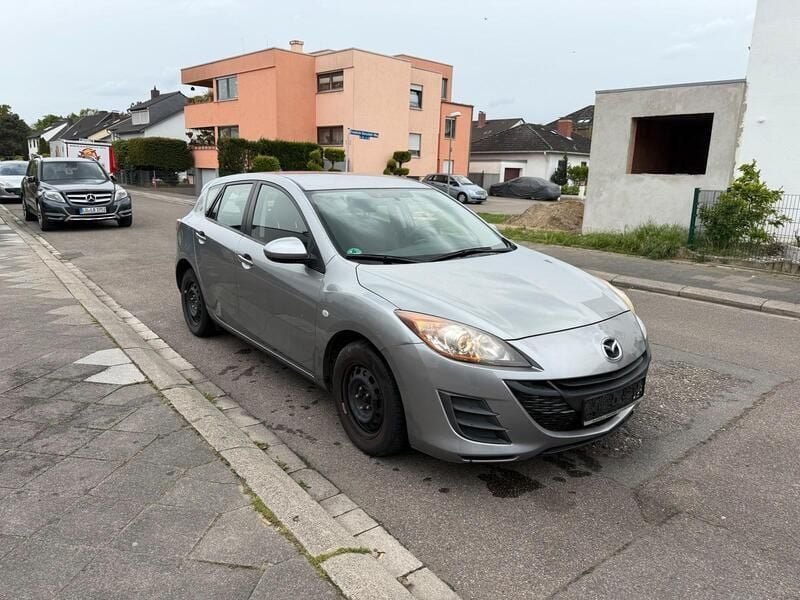 Silber Gebraucht 2009 Mazda 3 Limousine | 3.499 € (Fairer Preis) - Bild 1/4