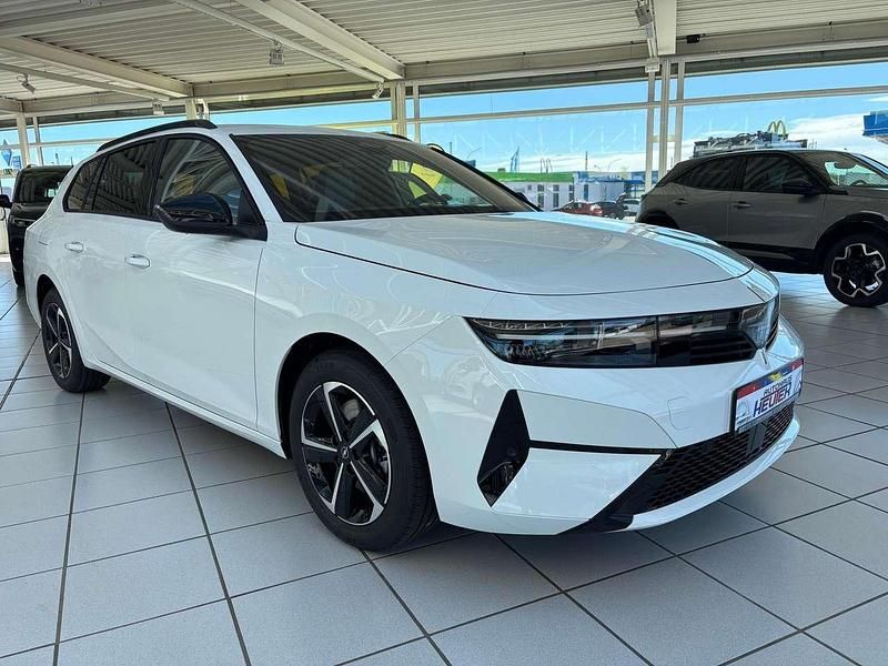 Nowe Opel Astra Edition 131 KM (96 kW) 2026 Biały Kombi
