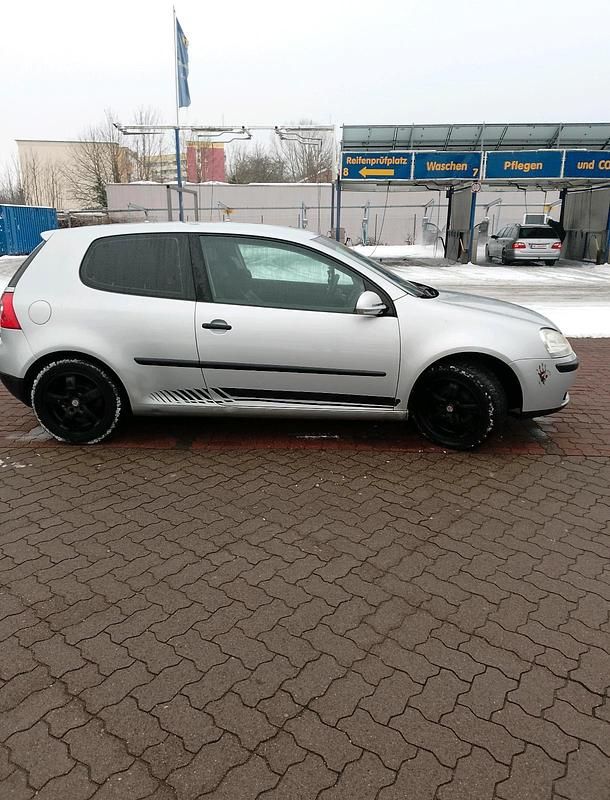 Gebraucht VW Golf V 90 PS (66 kW) 2005 Kleinwagen
