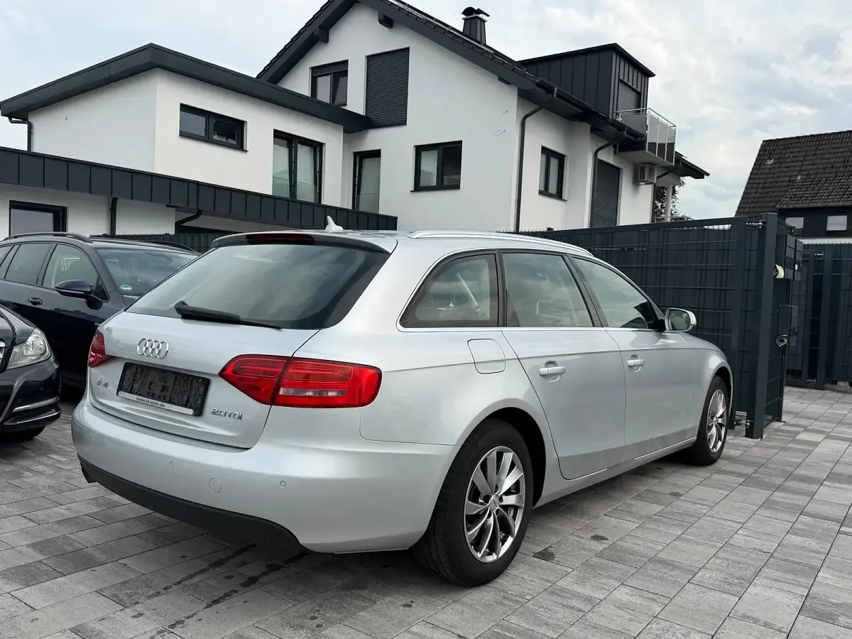 Gebraucht Audi A4 143 PS (105 kW) 2009 Silber Kombi