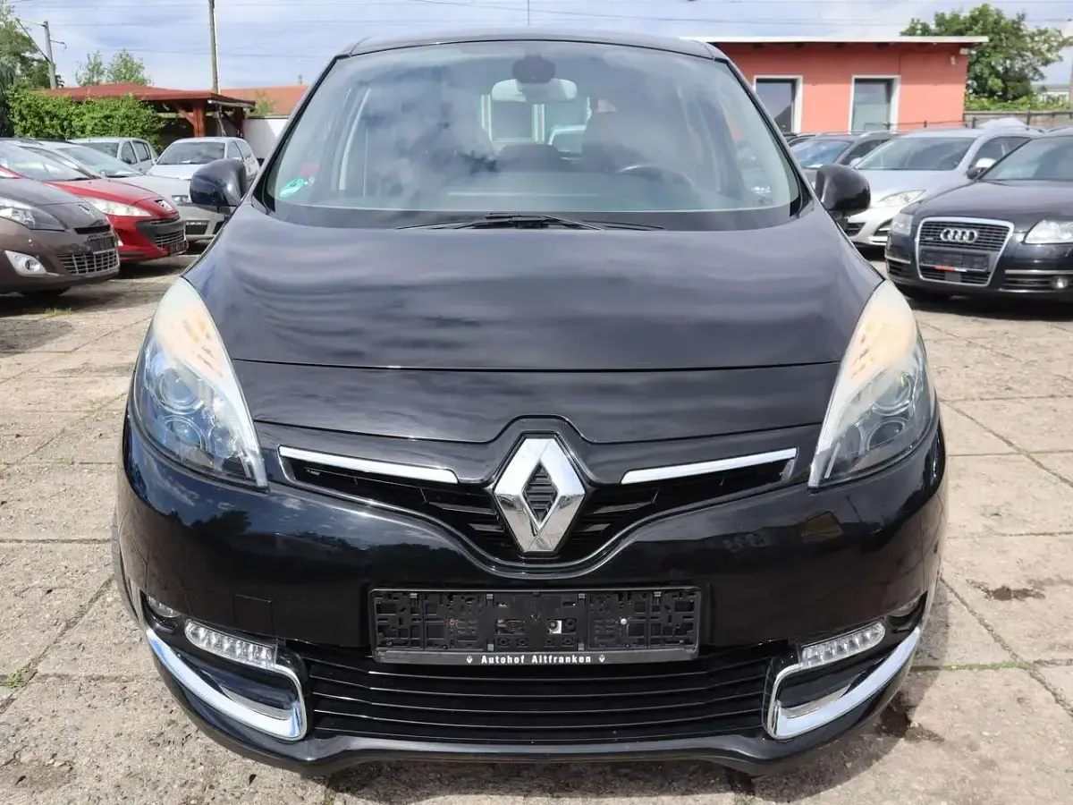 Gebraucht Renault Scénic III Bose Edition 116 PS (85 kW) 2013 Sternenschwarz Van / Kleinbus