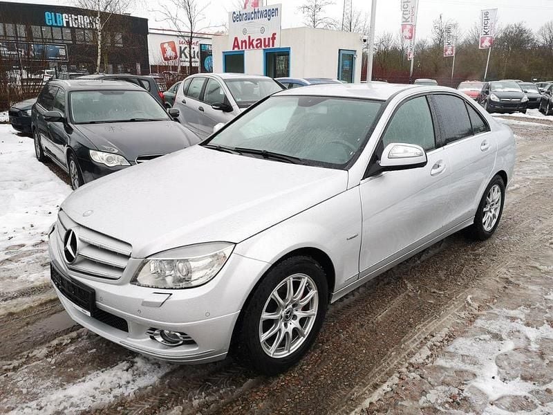 Silber Gebraucht 2007 Mercedes C200 Limousine | 3.950 € (Guter Preis) - Bild 1/4