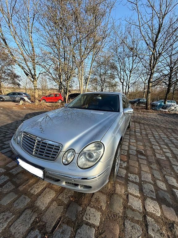 Gebraucht Mercedes E280 Elegance 231 PS (169 kW) 2005 Silber Limousine