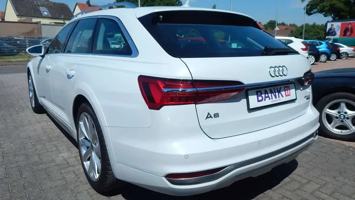 Gebraucht Audi A6 Allroad 286 PS (210 kW) 2021 Gletscherweiß metallic Kombi