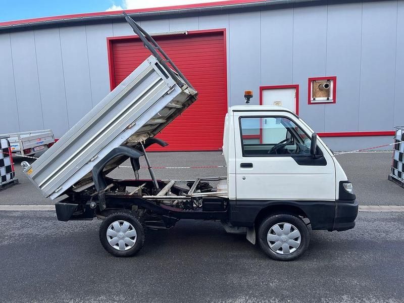 Gebraucht Piaggio Porter 83 PS (61 kW) 2016 Weiß SUV