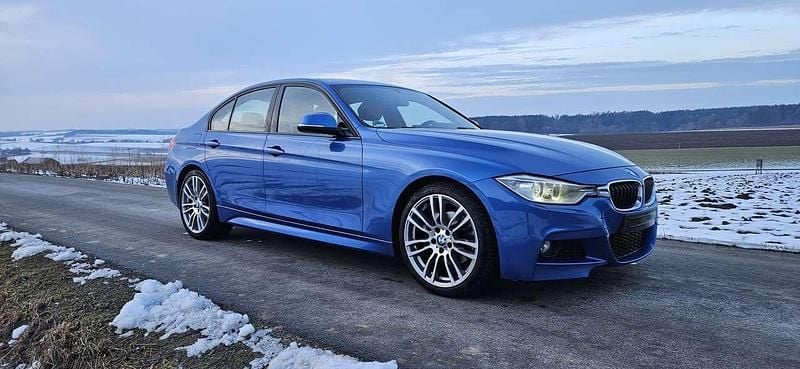 Gebraucht BMW 320 M Sport 184 PS (135 kW) 2012 Blau Limousine