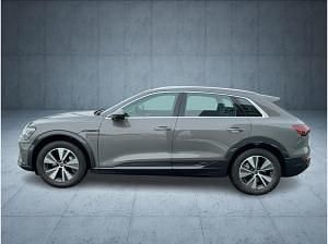 Gebraucht Audi Q8 e-tron Advanced 250 kW (340 PS) 2024 Grau (chronosgrau) SUV