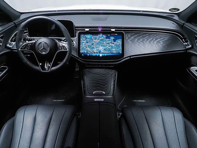 Gebraucht Mercedes E300 Night 313 PS (230 kW) 2025 Unilack polarweiß Kombi