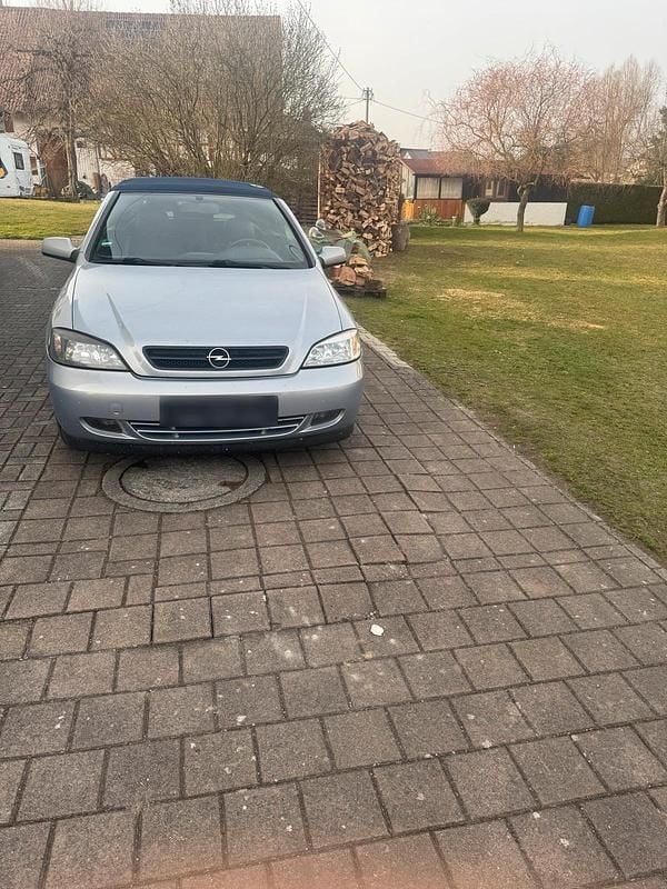 Gebraucht Opel Astra Cabriolet 125 PS (91 kW) 2002 Silber Cabrio