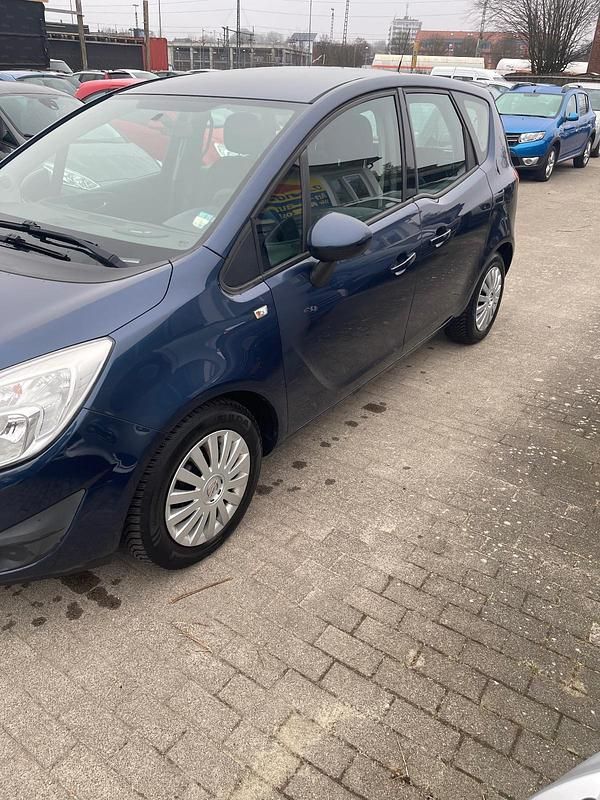 Gebraucht Opel Meriva 100 PS (73 kW) 2010 Blau Van / Kleinbus
