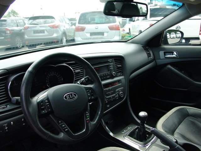 Gebraucht Kia Optima 136 PS (100 kW) 2014 Andere farbe metallic Limousine