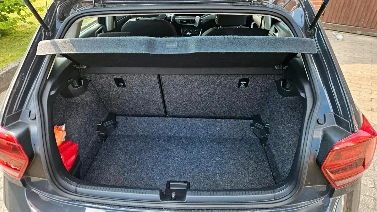 Gebraucht VW Polo Highline 95 PS (69 kW) 2019 Grau Kleinwagen