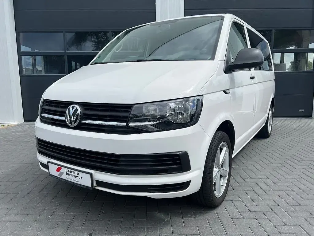 Gebraucht VW Multivan 150 PS (110 kW) 2016 Weiß Van / Kleinbus