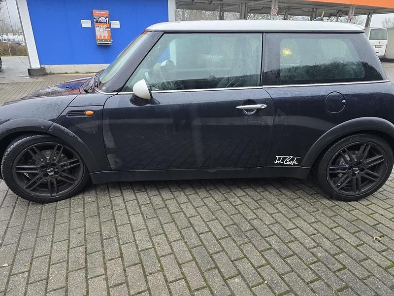 Grau Gebraucht 2005 Mini Cooper Kleinwagen | 2.450 € (Teuer) - Bild 1/4