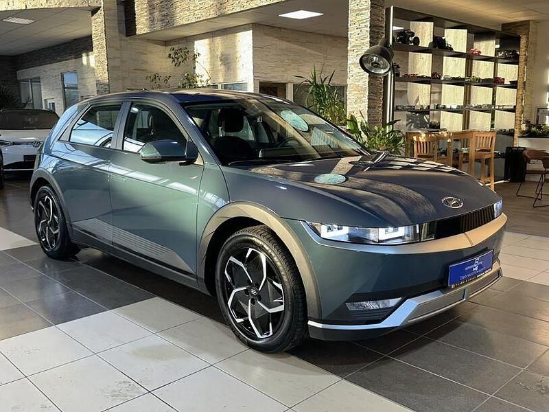 Blau digital teal / mic (metallic) Gebraucht 2023 Hyundai Ioniq 5 SUV | 24.500 € (Superpreis) - Bild 1/4