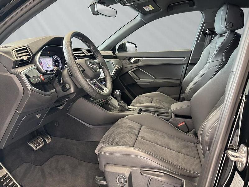 Gebraucht Audi Q3 S-Line 193 PS (141 kW) 2024 Mythosschwarz (metallic) SUV