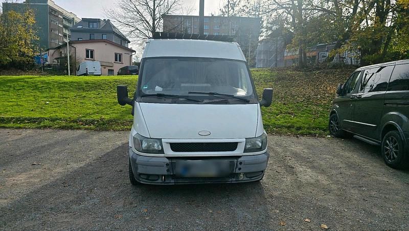 Gebraucht Ford Transit 100 PS (73 kW) 2002 Weiß Limousine