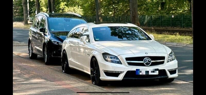 Weiß Gebraucht 2013 Mercedes CLS63 AMG AMG Kombi | 31.999 € (Fairer Preis) - Bild 1/4