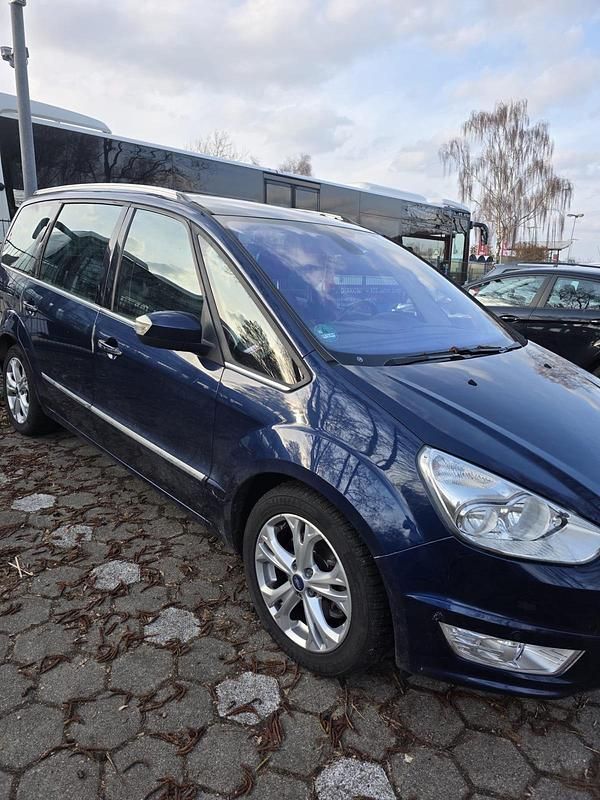 Gebraucht Ford Galaxy 203 PS (149 kW) 2013 Blau Van / Kleinbus