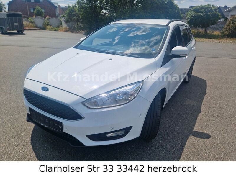 Weiß Gebraucht 2016 Ford Focus Business Edition Kombi | 6.900 € (Guter Preis) - Bild 1/4