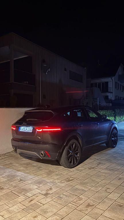 Gebraucht Jaguar E-Pace 250 PS (183 kW) 2019 Schwarz SUV
