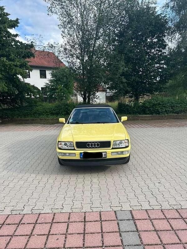 Gelb Gebraucht 1992 Audi Cabriolet Cabrio | 4.000 € - Bild 1/4