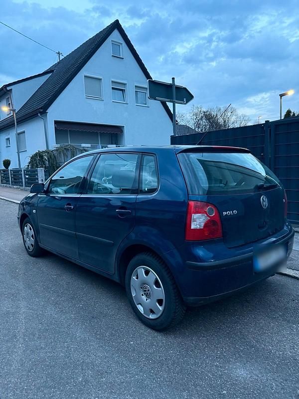 Gebraucht VW Polo 64 PS (47 kW) 2002 Blau Kleinwagen