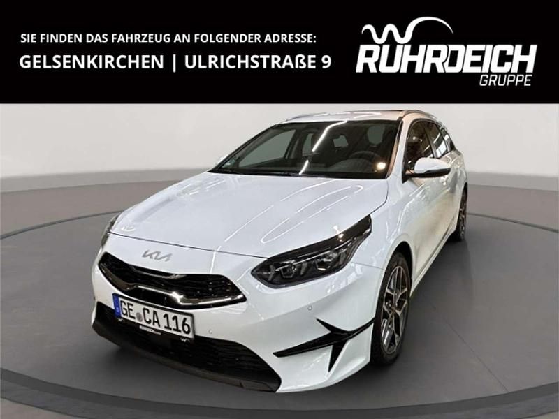 (wd) casa white s Gebraucht 2025 Kia Ceed Sportswagon Spirit Kombi | 27.889 € (Fairer Preis) - Bild 1/4