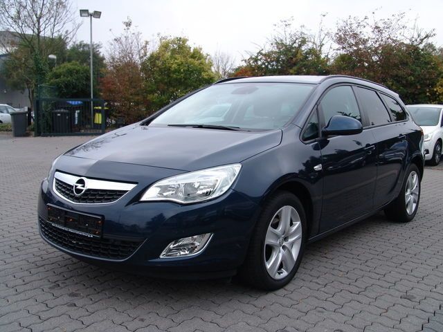 Gebraucht Opel Astra Design Edition 125 PS (91 kW) 2012 Blau metallic Kombi