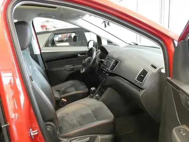Gebraucht Seat Alhambra FR-Line 150 PS (110 kW) 2020 Rot Van / Kleinbus