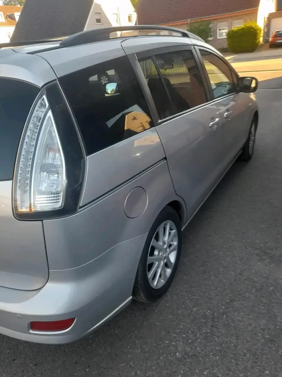 Gebraucht Mazda 5 145 PS (106 kW) 2010 Silber Van / Kleinbus